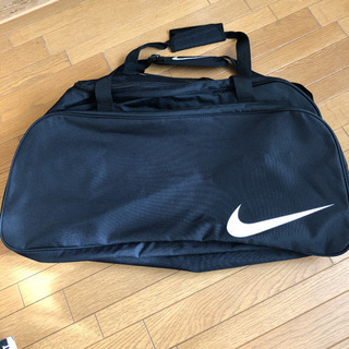 【引き取り限定】NIKEのボストンバッグ