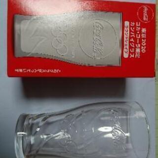 ①コカ・コーラグラス