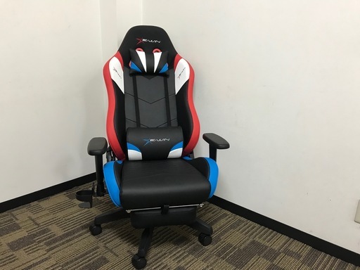E-WINゲーミングチェア2019年シリーズ　D9-RED/BL オットマン付き