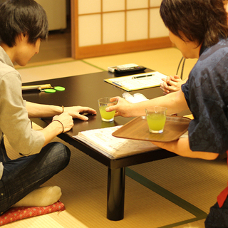 【時給¥1,000】旅館スタッフ（配膳・接客）平日「夜」のみ！シフト自由な職場でママさん大活躍中◎の画像