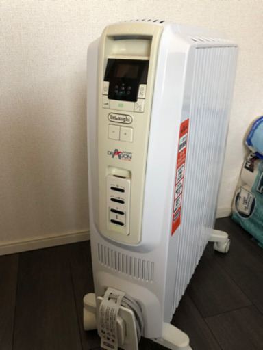 売ります デロンギ オイルヒーター　受け渡し決まりました