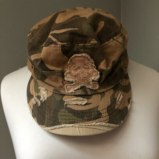 美品 ダメージ加工迷彩帽子