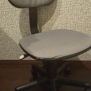 椅子 キャスターつき