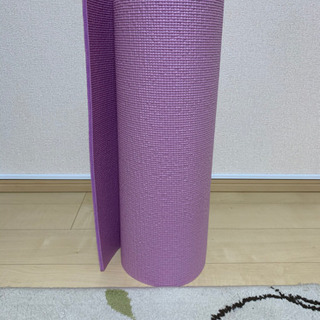 ヨガマットとヨガポールの画像