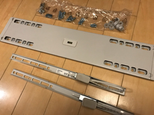 IKEA テレビ壁掛けキット　37-55インチ対応