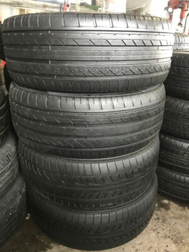 ステップワゴン17インチアルミホイール付きタイヤ