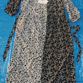 羽織ものとしてもOKのワンピース