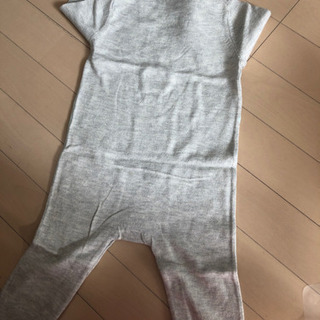 新品babyGap 9~12months 半額以下の画像