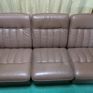 リビングソファーの画像