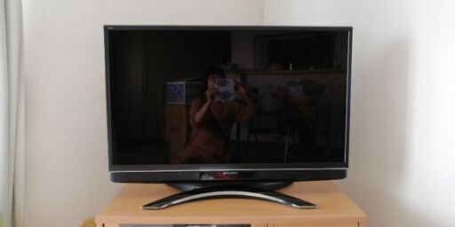 三菱　カラーテレビ　40V