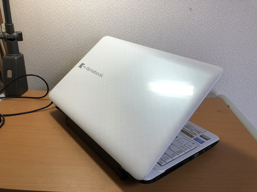 中古　SSD搭載　東芝ダイナブック　T351/57CW  Core i5  SSD128GB  4GBメモリ　キーボード新品