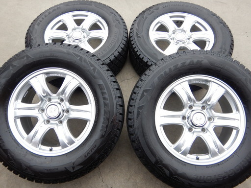 キーラーＧ－ＧＲＡＮＤ　１７インチ　スタッドレス　パジェロ