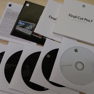 iMac2011 27inch ＋Final Cut Studio(インストール済)、Office(インストール済)の画像