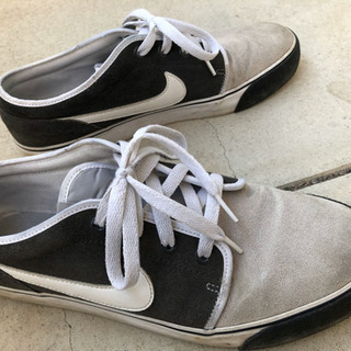 ナイキ NIKE スニーカー 27.0の画像
