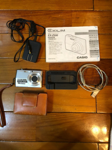 CASIO EXILIM EX-Z500 デジカメ