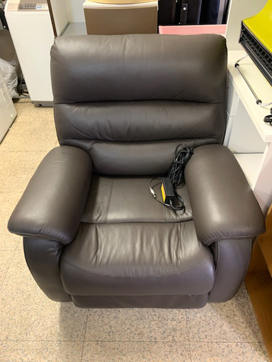 ニトリ BELIEVER 2 ビリーバー2 本革 レザー DBR 電動 リクライニングチェア リクライニングソファ 美品