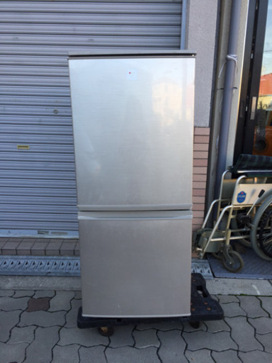 中古 シャープ ノンフロン冷凍冷蔵庫 2014年製