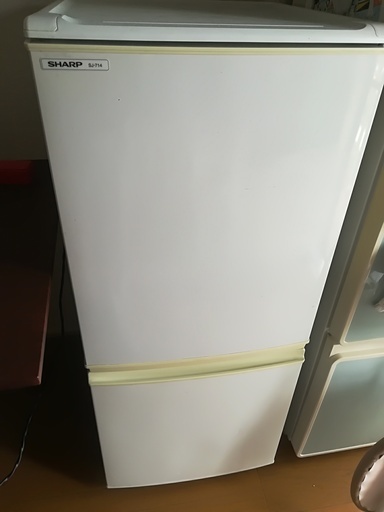 シャープ冷蔵庫　譲ります