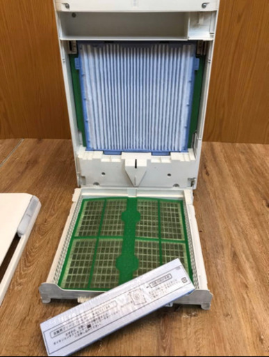 DAIKIN 除加湿清浄機 ACZ65M-W【空気清浄機】22畳【加湿】16畳【除湿】13.5 畳 新品フィルター予備フィルター付き（
