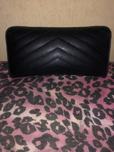 Yves Saint Laurent 長財布