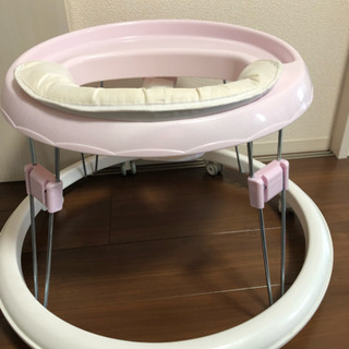 歩行器 折りたたみ可能の画像
