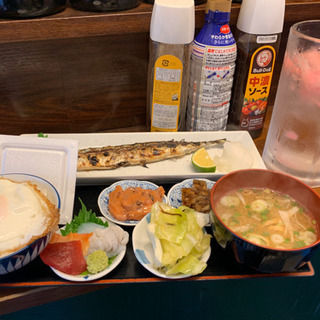 船橋で今日11時ぐらいから昼飲みします。