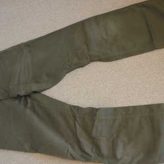 【ユニクロ】チノパン ウエスト73cm 中古