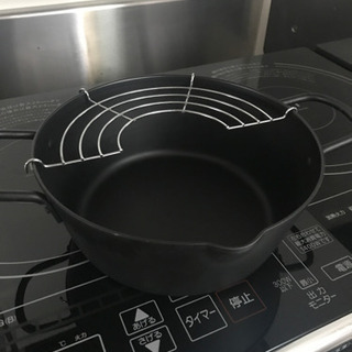 天ぷら鍋の画像