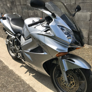 VFR800です　純正パニアケース付