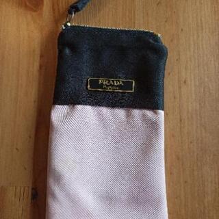 prada 小物入れケース