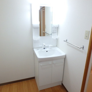 岐阜市芥見　２ＬＤＫマンション　家賃５.４万　アーバングランデ。岐阜バス　東芥見まで徒歩１分 - 不動産