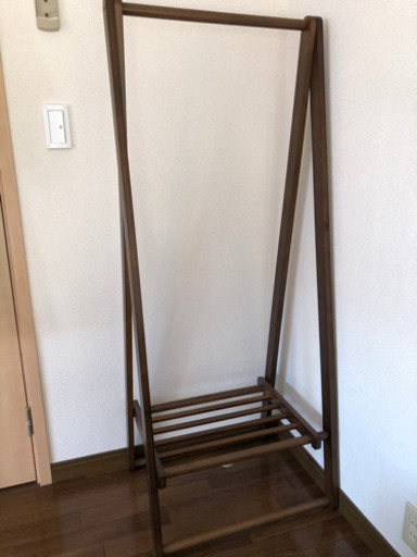 ウッドハンガーポール