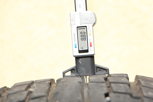 YOKOHAMA GEOLANDER I/T・S 265/70R15 09年製 (10UT1455YGGw)