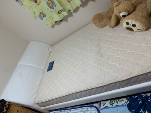ダブルベット　マットレス付き　1ヶ月限定【冗談中】
