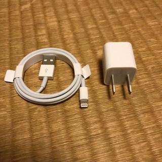 iPhone 充電器　純正　未使用の画像