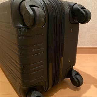 【取り引き中】スーツケース キャリーバッグ 機内持ち込み 拡張タイプの画像