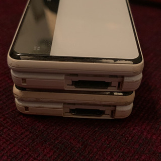 携帯電話　ガラケー docomo　SH-06A ホワイトの画像