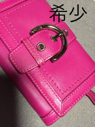 コーチ二つ折りベルト財布　お値下げ中