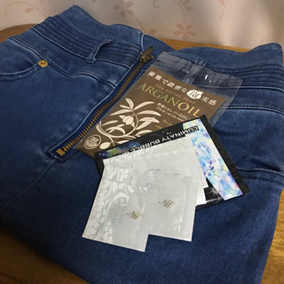 MURUA、dazzlinのスカート2着