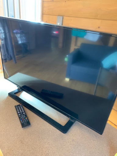 テレビ　40形　2016年製
