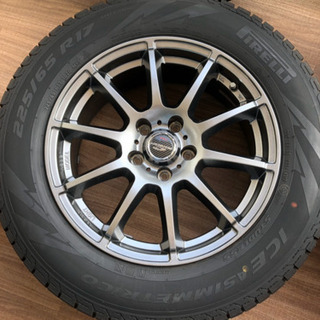 レクサスNX、ハリヤー用スタッドレス タイヤ ラック付き