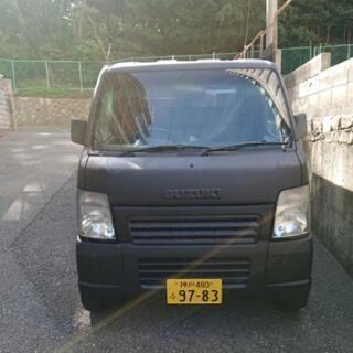 貿易やカスタムベースに 軽トラは一台あれば便利です。