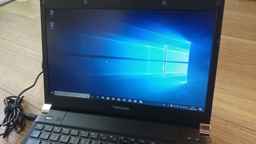 【Windows10 & MS Office 2016】 dynabook 13.3型 CPU: Corei5 / メモリ: 4GB / HDD: 500GB / その他機能満載！