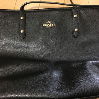 COACＨ黒バック本物