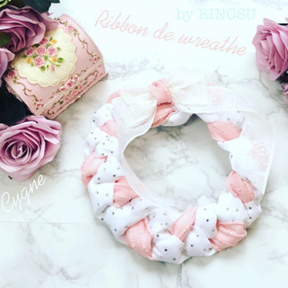 Ribbon de wreathe by RINOSU 土台のいらないリボンリース  の画像