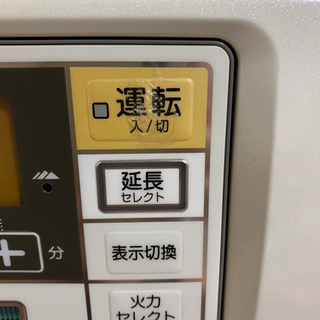 CORONA石油ファンヒーターの画像