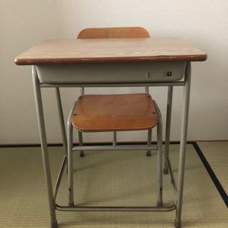 学校机 学校イス カフェ風 インテリア