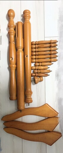 （交渉中）3段，183cmの木製コートハンガー