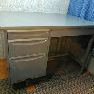 スチール机　事務机