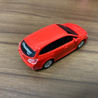 スバル　レヴォーグ　プルパックミニカー　赤の画像